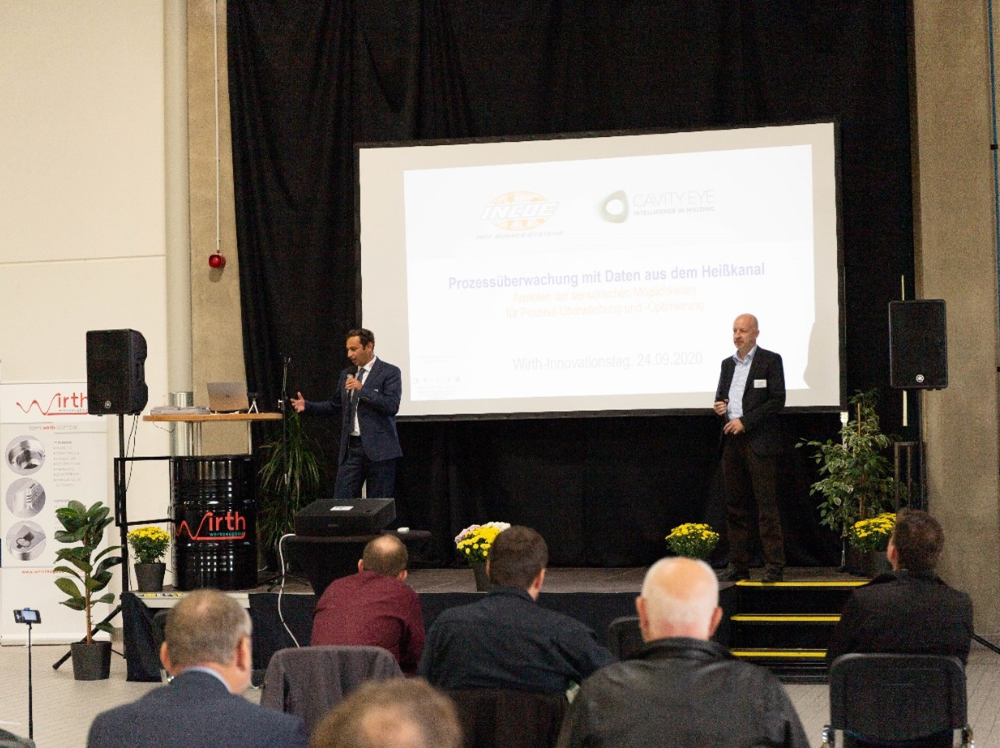 WinInMo presenting its network during Innovation Day at Wirth